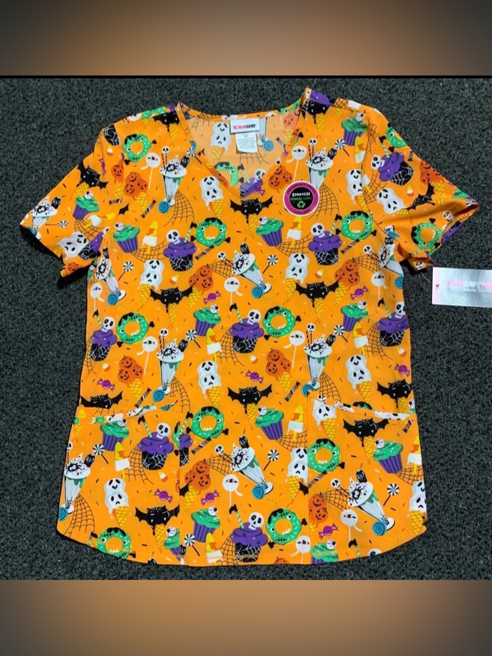 New ScrubStar women’s size medium Halloween themed polyester spandex scrub top